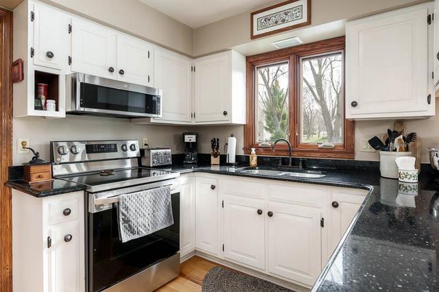 3479 Field Crest Court, Beloit, WI 53511