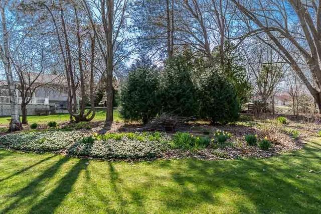 3479 Field Crest Court, Beloit, WI 53511