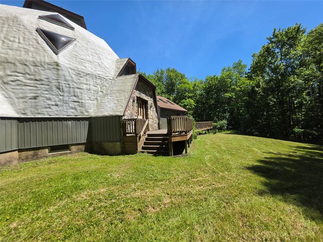 8152 CHERRY ST. EXT., Erie, PA 16509