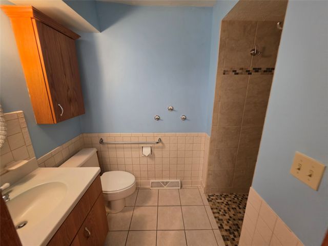 8152 CHERRY ST. EXT., Erie, PA 16509