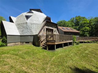 8152 CHERRY ST. EXT., Erie, PA 16509