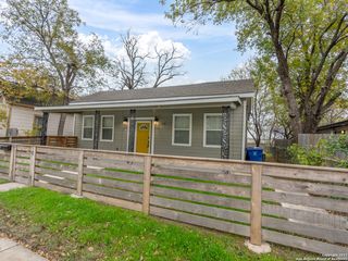 324 SHARER ST, San Antonio, TX 78208
