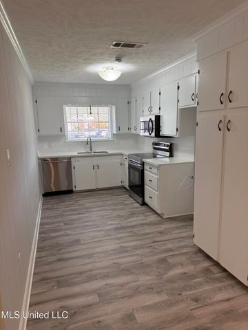 3608 Old Brandon Road, Pearl, MS 39208