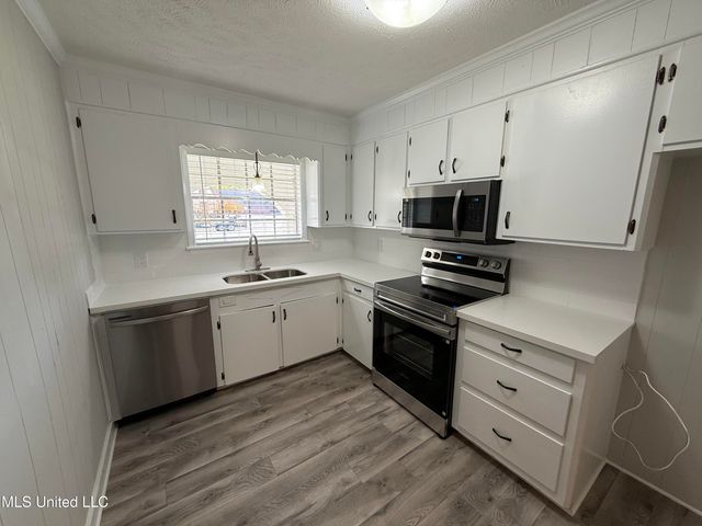 3608 Old Brandon Road, Pearl, MS 39208