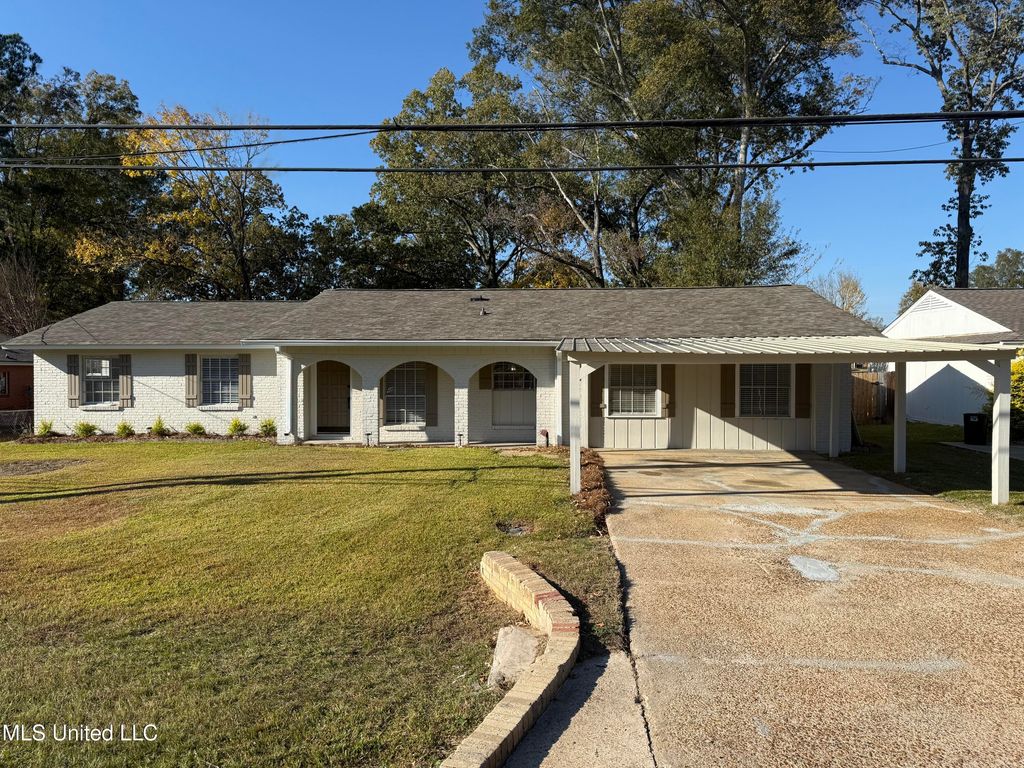 3608 Old Brandon Road, Pearl, MS 39208
