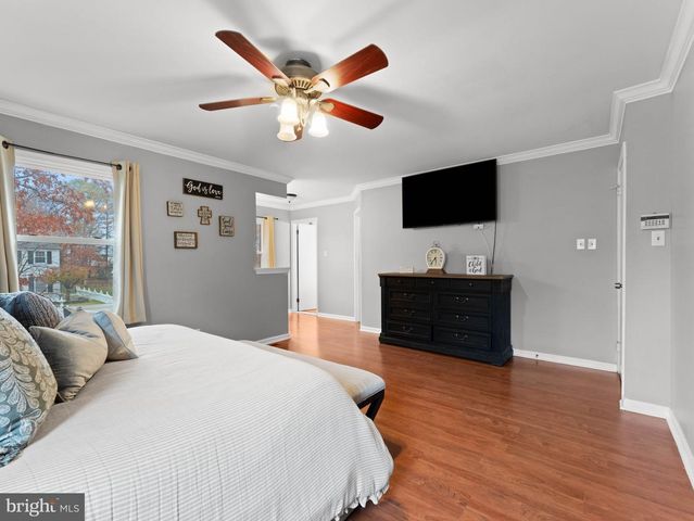 712 SCARBOROUGH DR, Egg Harbor Township, NJ 08234