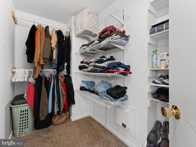 712 SCARBOROUGH DR, Egg Harbor Township, NJ 08234