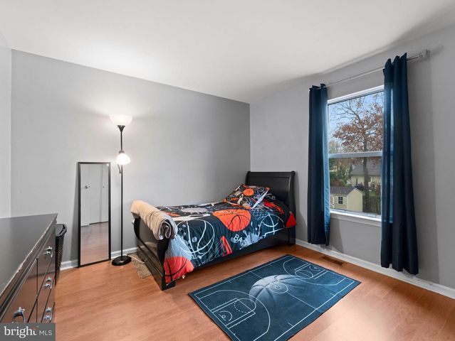 712 SCARBOROUGH DR, Egg Harbor Township, NJ 08234