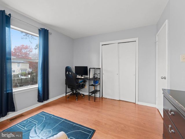 712 SCARBOROUGH DR, Egg Harbor Township, NJ 08234