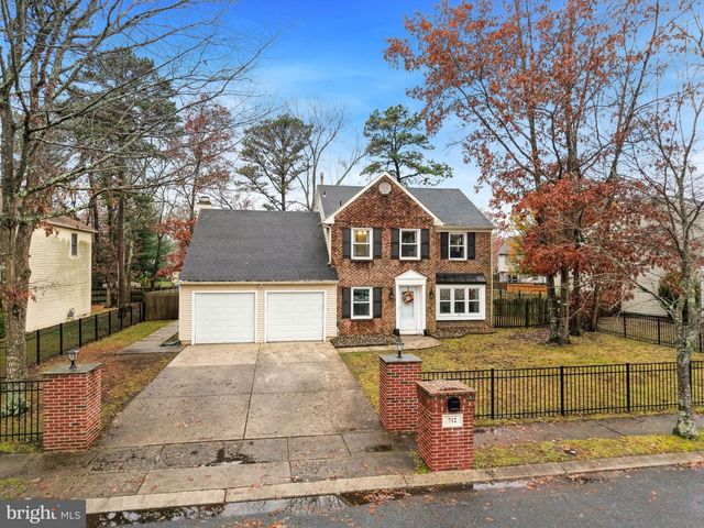 712 SCARBOROUGH DR, Egg Harbor Township, NJ 08234