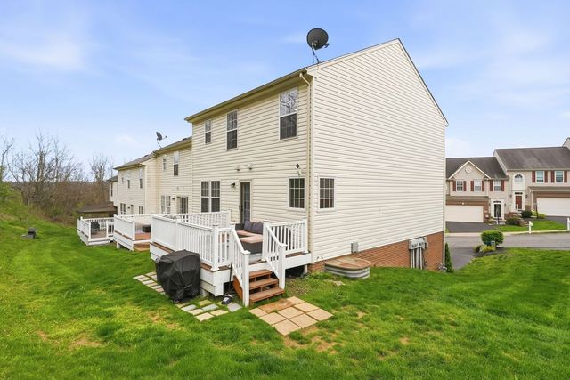 220 Maple Ridge Drive, Canonsburg, PA 15317