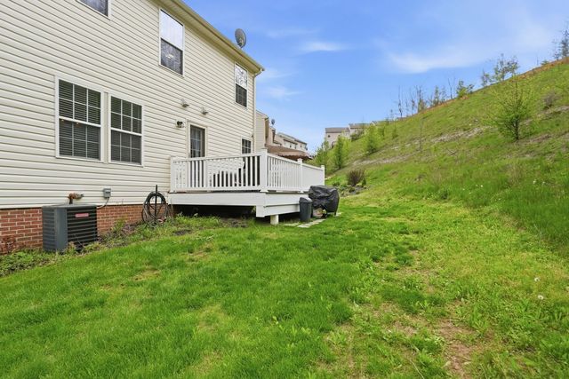 220 Maple Ridge Drive, Canonsburg, PA 15317