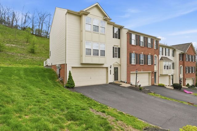 220 Maple Ridge Drive, Canonsburg, PA 15317