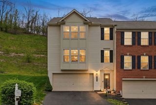 220 Maple Ridge Drive, Canonsburg, PA 15317
