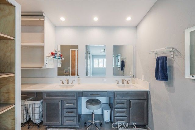 5252 Burgundy, Irvine, CA 92604