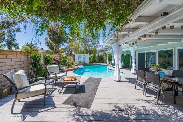 5252 Burgundy, Irvine, CA 92604