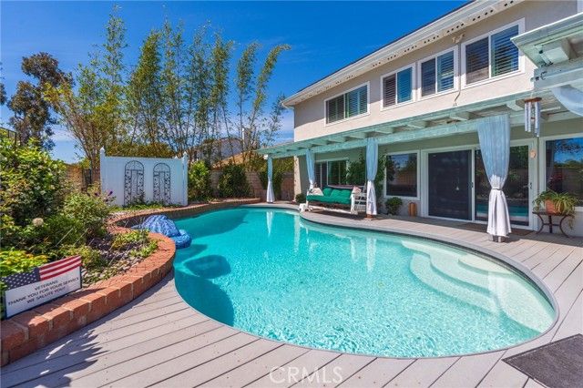 5252 Burgundy, Irvine, CA 92604