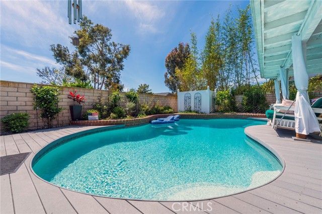 5252 Burgundy, Irvine, CA 92604