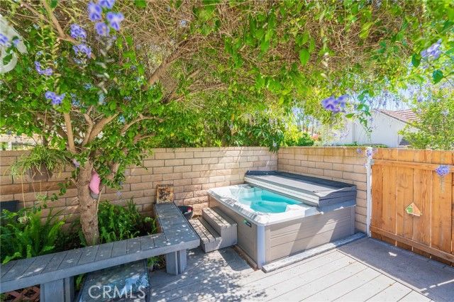 5252 Burgundy, Irvine, CA 92604