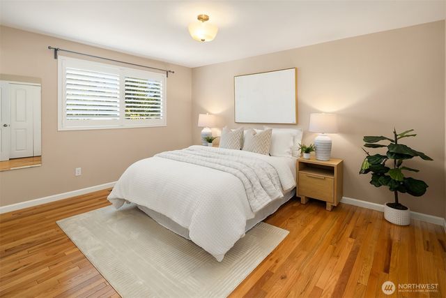 12943 NE 131st Street, Kirkland, WA 98034