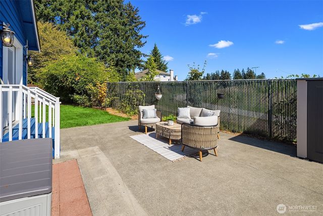 12943 NE 131st Street, Kirkland, WA 98034