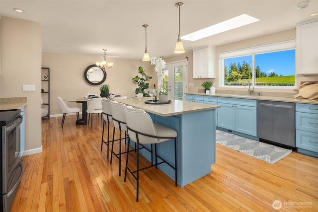 12943 NE 131st Street, Kirkland, WA 98034