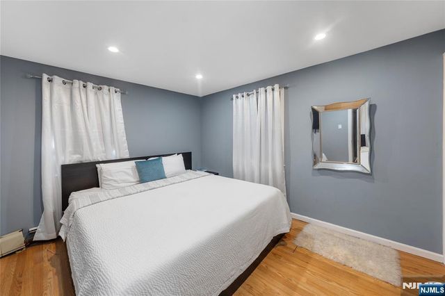 256 Fycke Lane, Teaneck, NJ 07666
