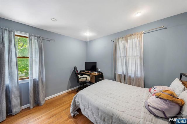 256 Fycke Lane, Teaneck, NJ 07666