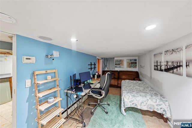 256 Fycke Lane, Teaneck, NJ 07666