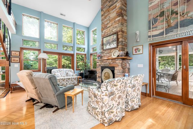 207 Megan Loop N, Hertford, NC 27944