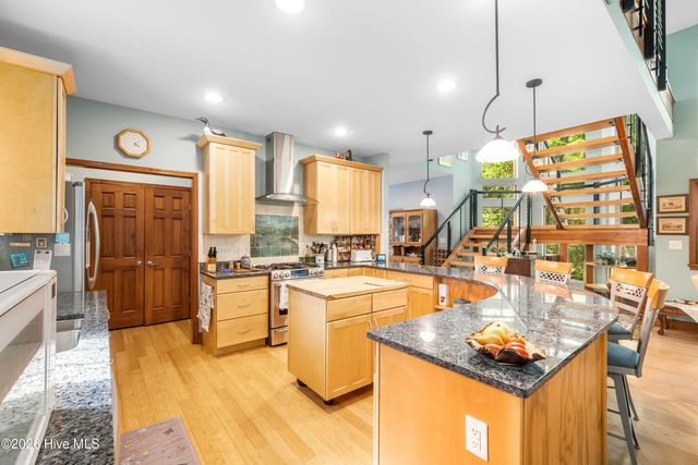 207 Megan Loop N, Hertford, NC 27944
