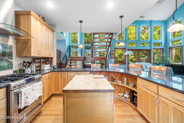 207 Megan Loop N, Hertford, NC 27944