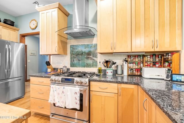 207 Megan Loop N, Hertford, NC 27944