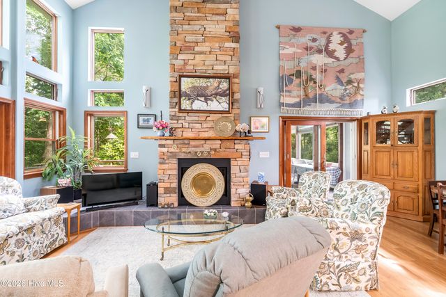 207 Megan Loop N, Hertford, NC 27944