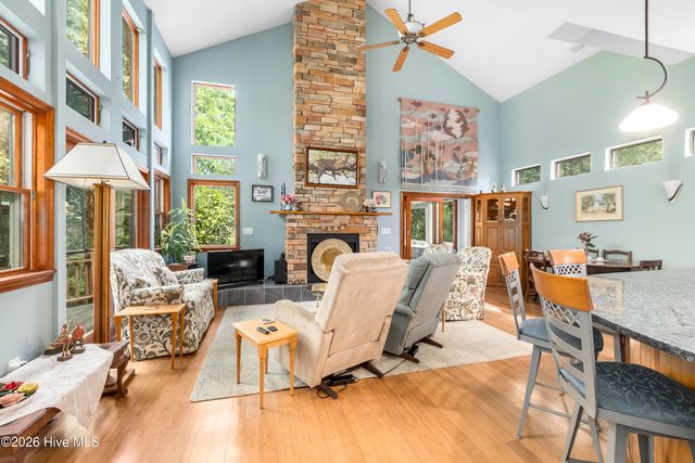 207 Megan Loop N, Hertford, NC 27944