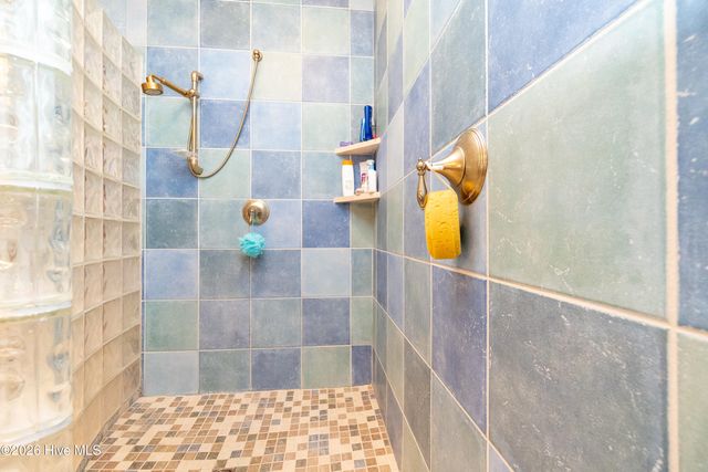 207 Megan Loop N, Hertford, NC 27944