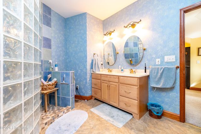 207 Megan Loop N, Hertford, NC 27944