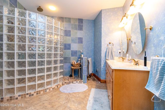 207 Megan Loop N, Hertford, NC 27944