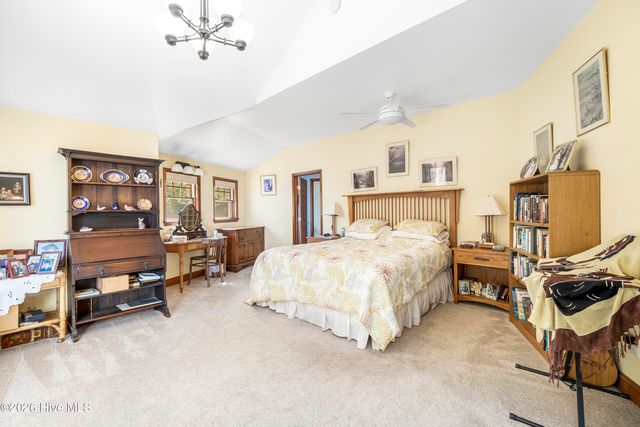 207 Megan Loop N, Hertford, NC 27944