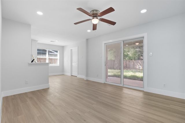 3923 Hickok Lane, Houston, TX 77047