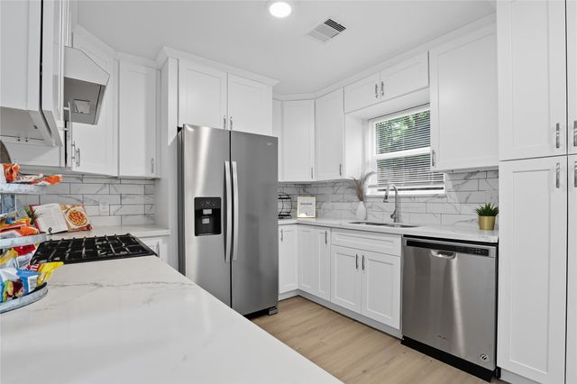 3923 Hickok Lane, Houston, TX 77047