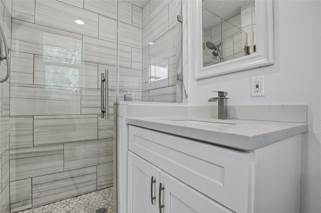 3923 Hickok Lane, Houston, TX 77047