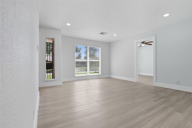 3923 Hickok Lane, Houston, TX 77047