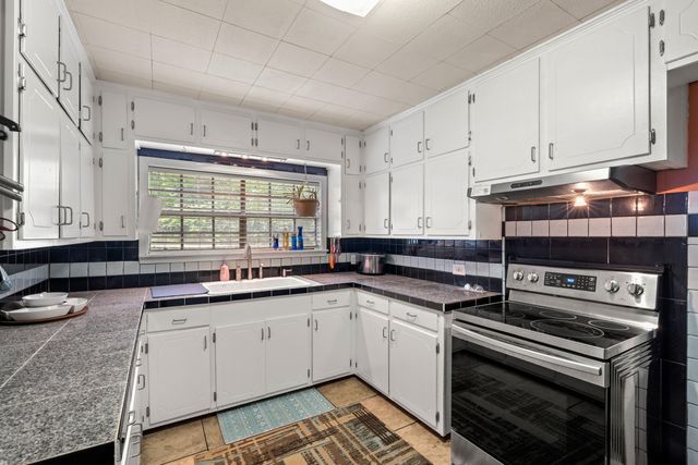 109 Corinth Rd., Petal, MS 39465