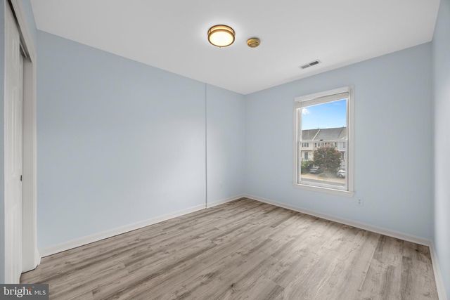 14720 GROBIE POND LN, Centreville, VA 20120