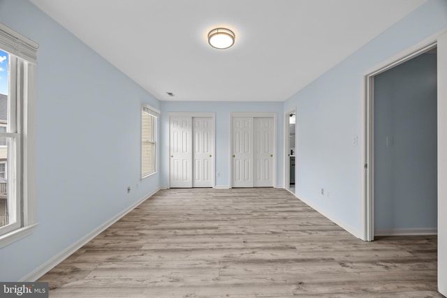 14720 GROBIE POND LN, Centreville, VA 20120