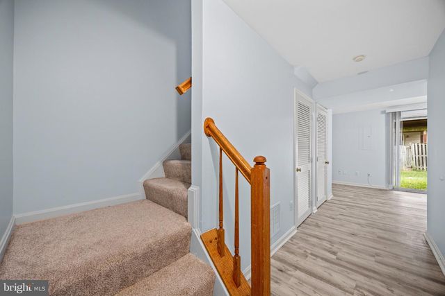 14720 GROBIE POND LN, Centreville, VA 20120