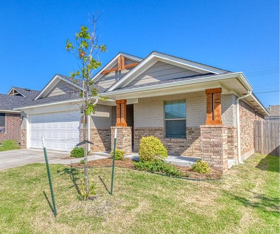 12613 NW 4th Street, Yukon, OK 73099