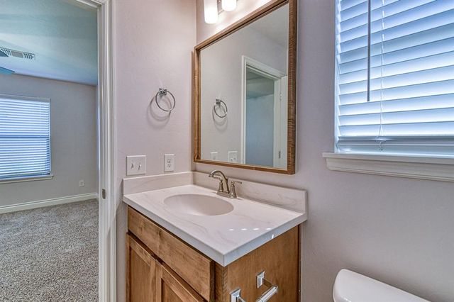 12613 NW 4th Street, Yukon, OK 73099