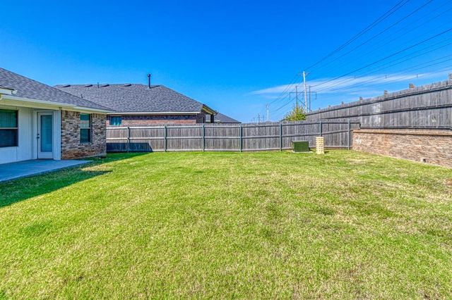 12613 NW 4th Street, Yukon, OK 73099